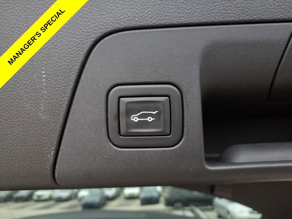 Used 2023 Buick Envision Essence w/ Technology Package I AWD/4WD image 32