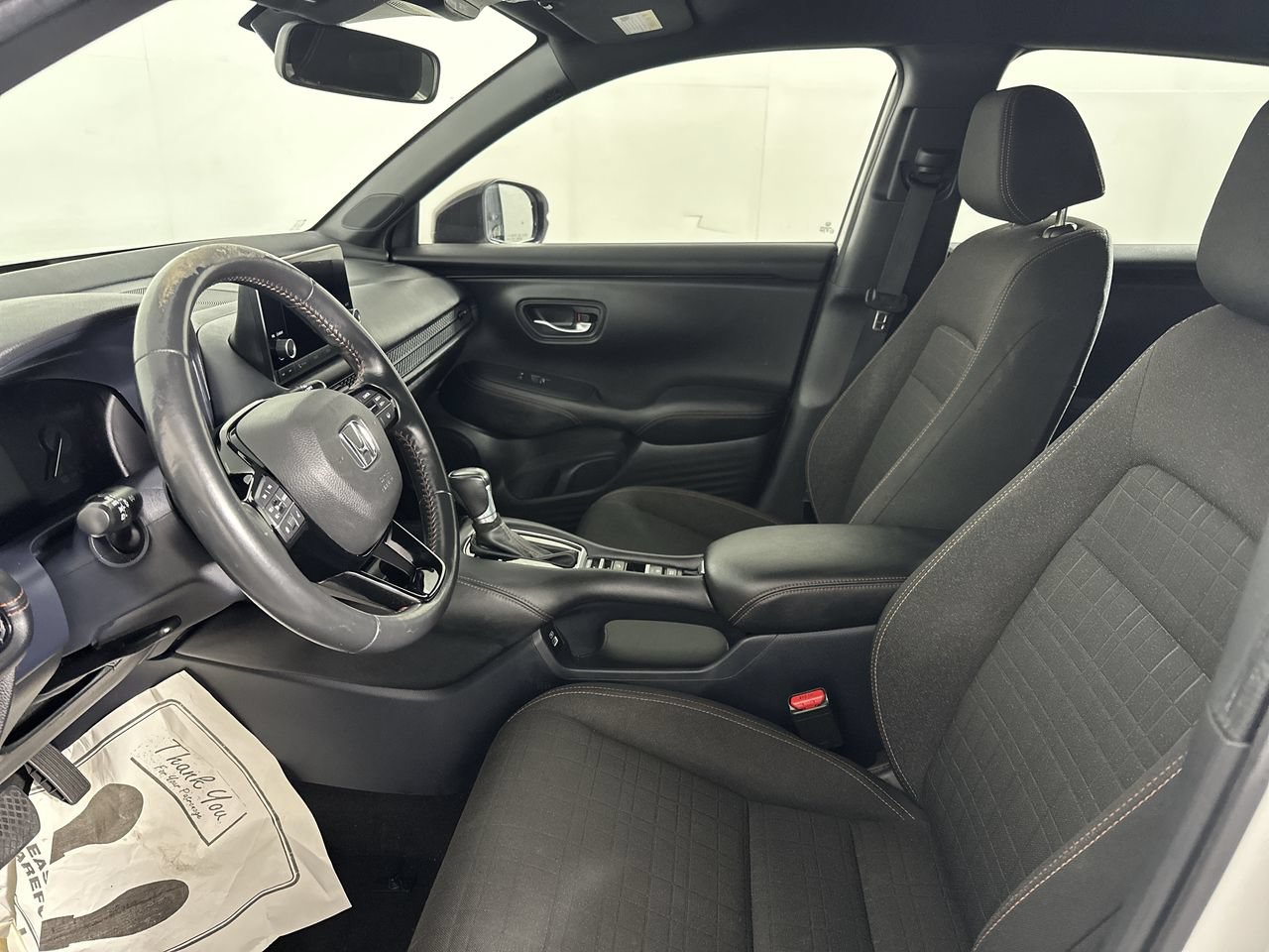 Used 2023 Honda HR-V Sport image 2