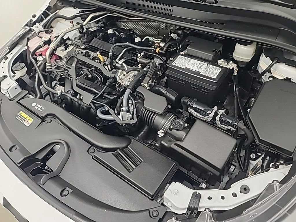 Used 2025 Toyota Corolla LE FWD image 38