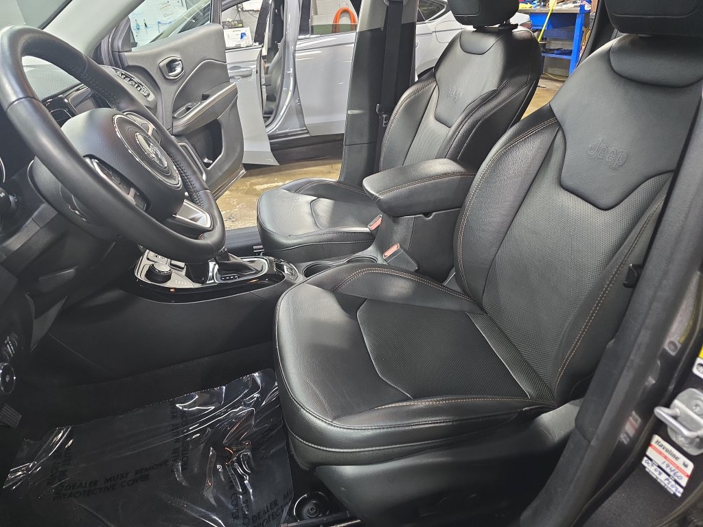 Used 2019 Jeep Compass Limited AWD/4WD image 16