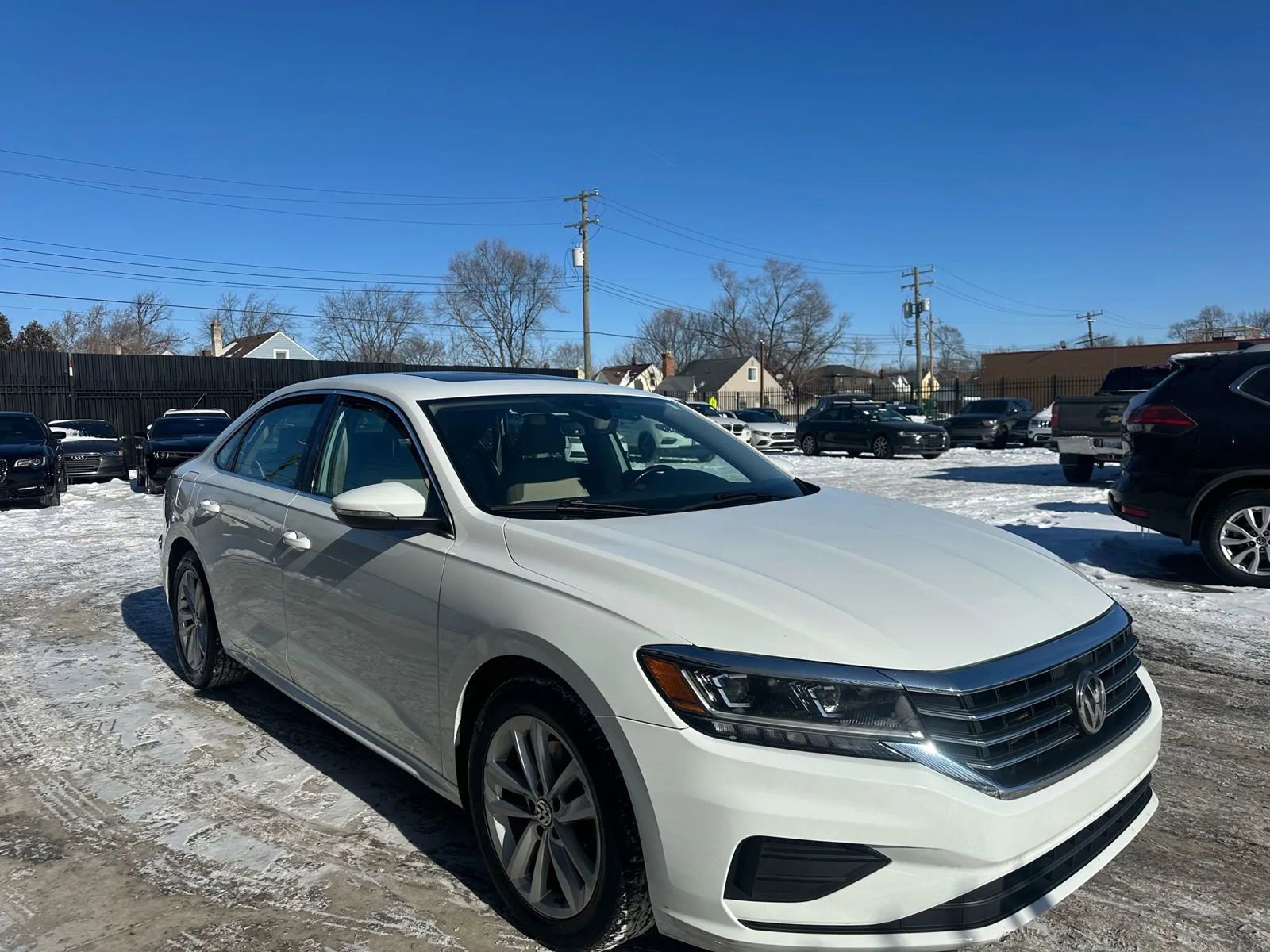 Used 2020 Volkswagen Passat 2.0T SE image 3