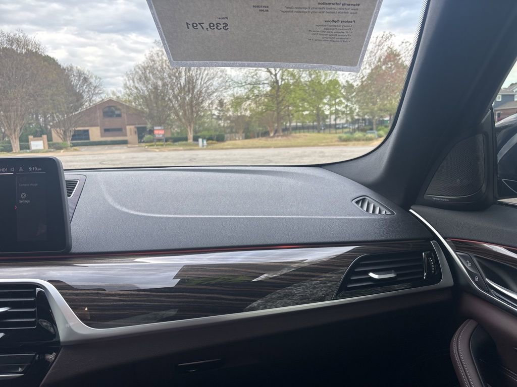 Used 2022 BMW 540i w/ Premium Package image 16