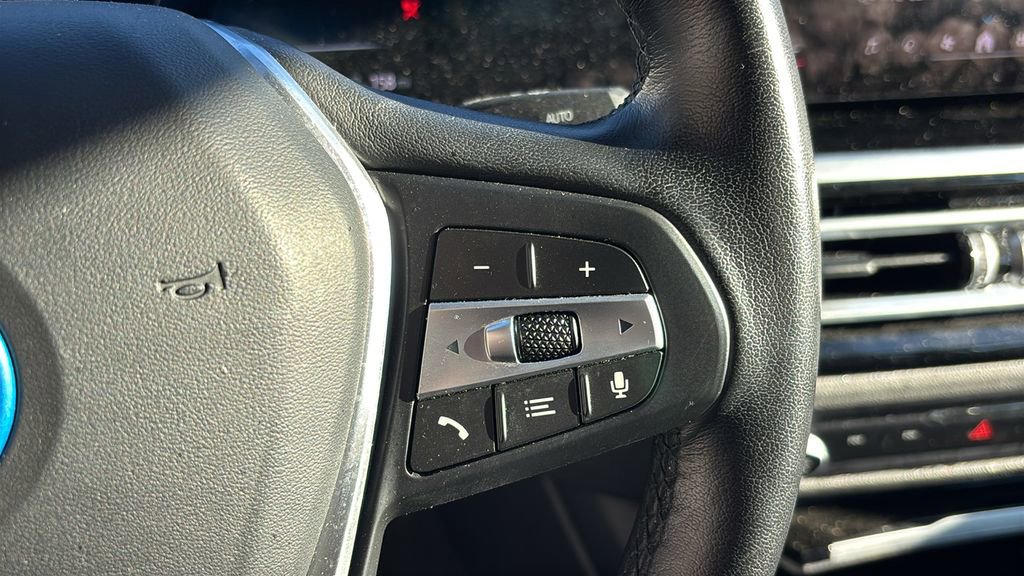 Used 2024 BMW i4 xDrive40i image 17