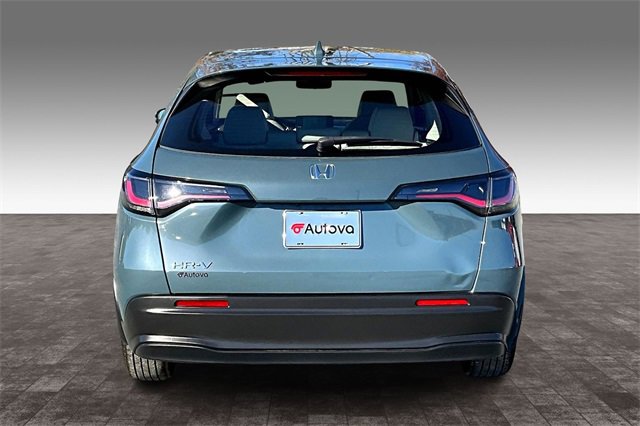 Used 2023 Honda HR-V LX image 5