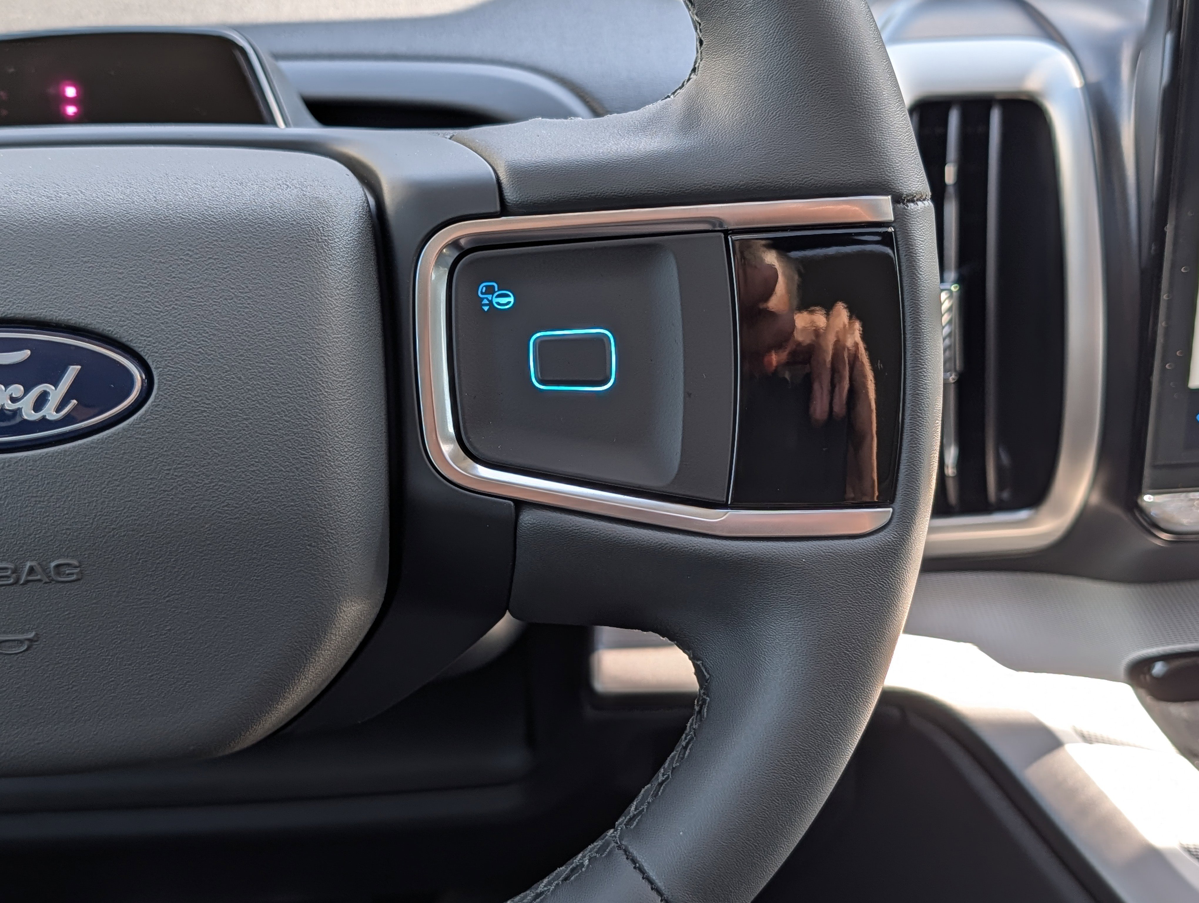 New 2026 Ford Expedition Max Active RWD image 31