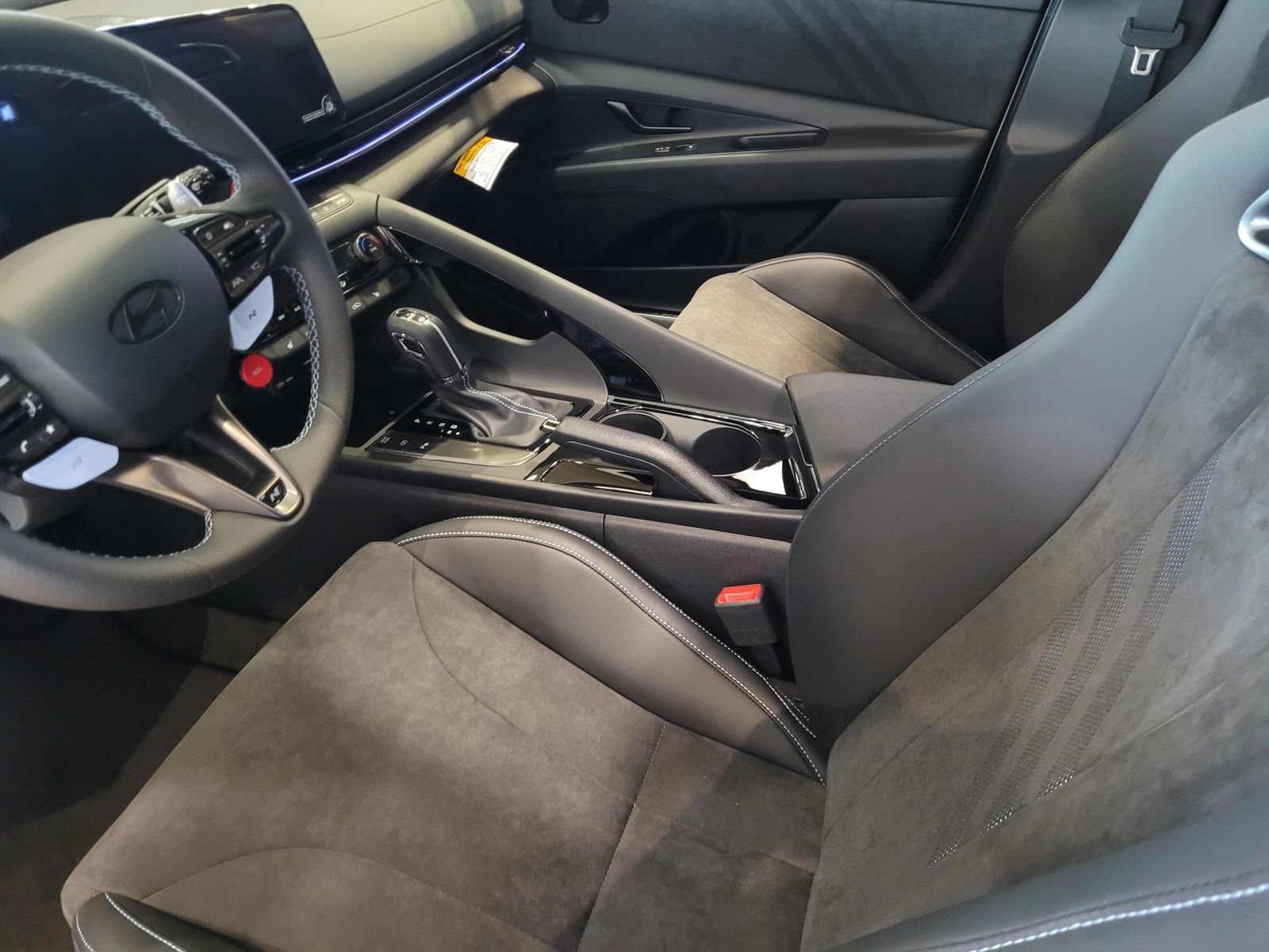 New 2026 Hyundai Elantra N FWD image 9