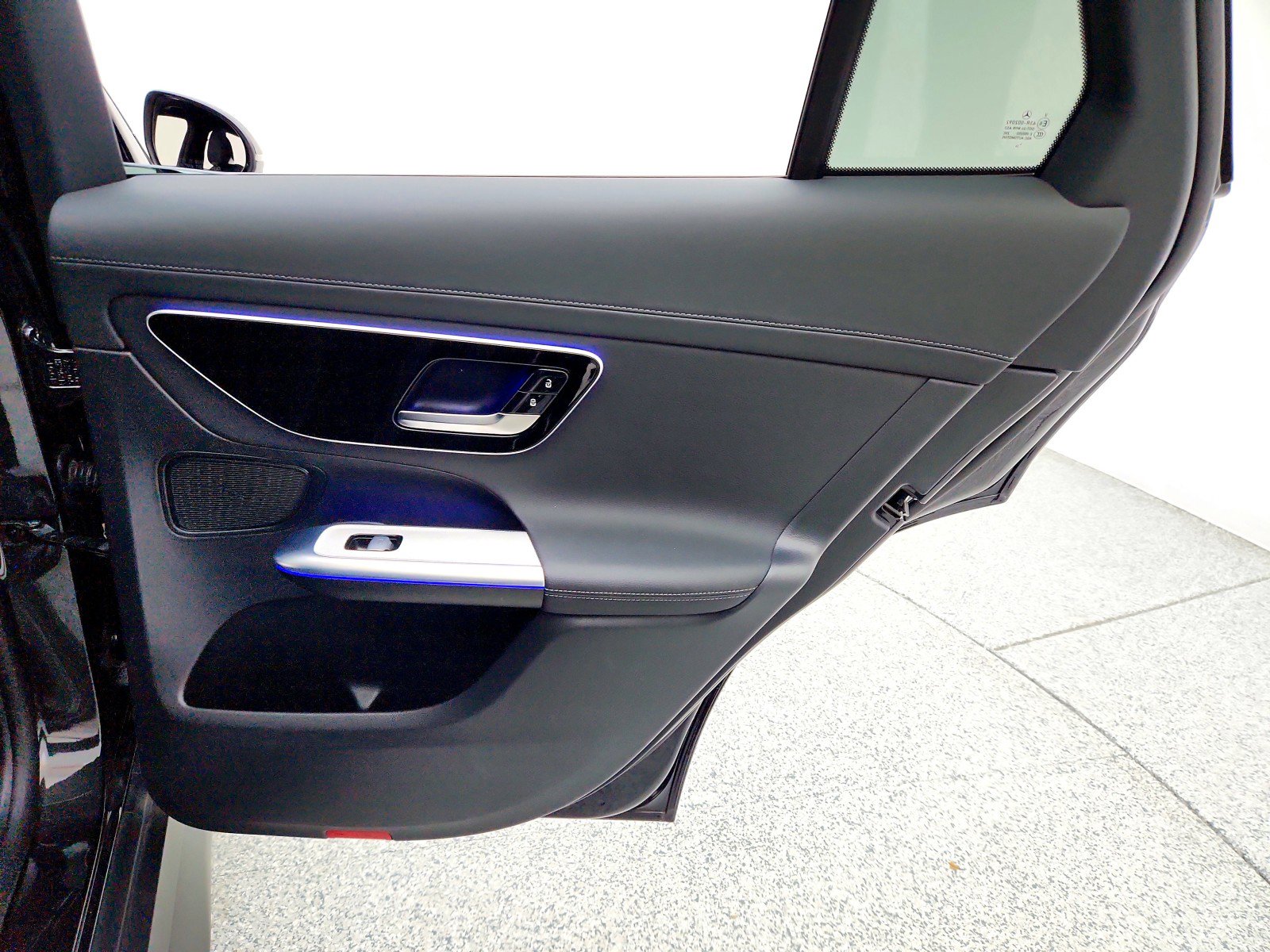 Certified 2025 Mercedes-Benz GLC 300 4MATIC w/ AMG Line image 28