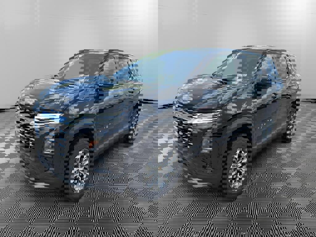 New 2026 Chevrolet Equinox LT w/ Convenience Package II image 3