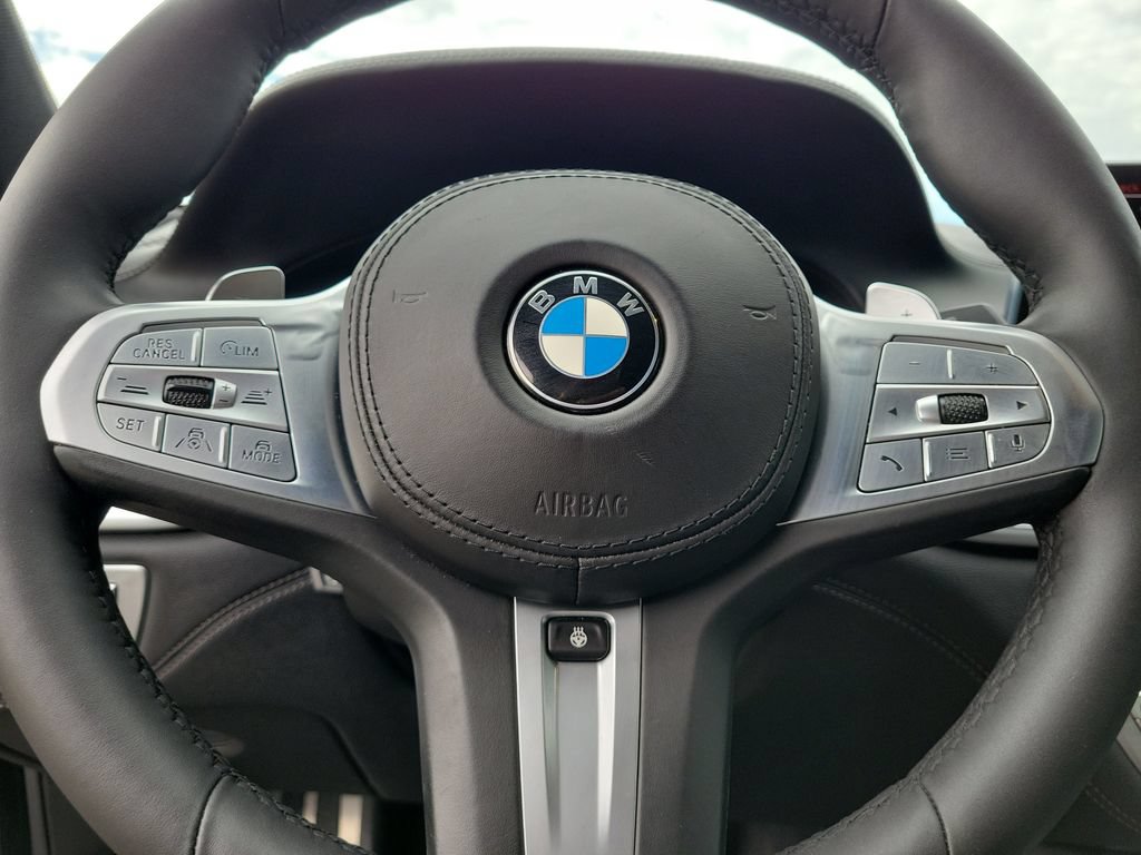 Used 2020 BMW 750i xDrive w/ Executive Package AWD/4WD image 15