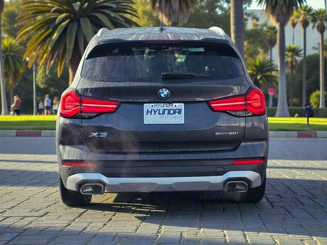 Used 2024 BMW X3 sDrive30i image 6