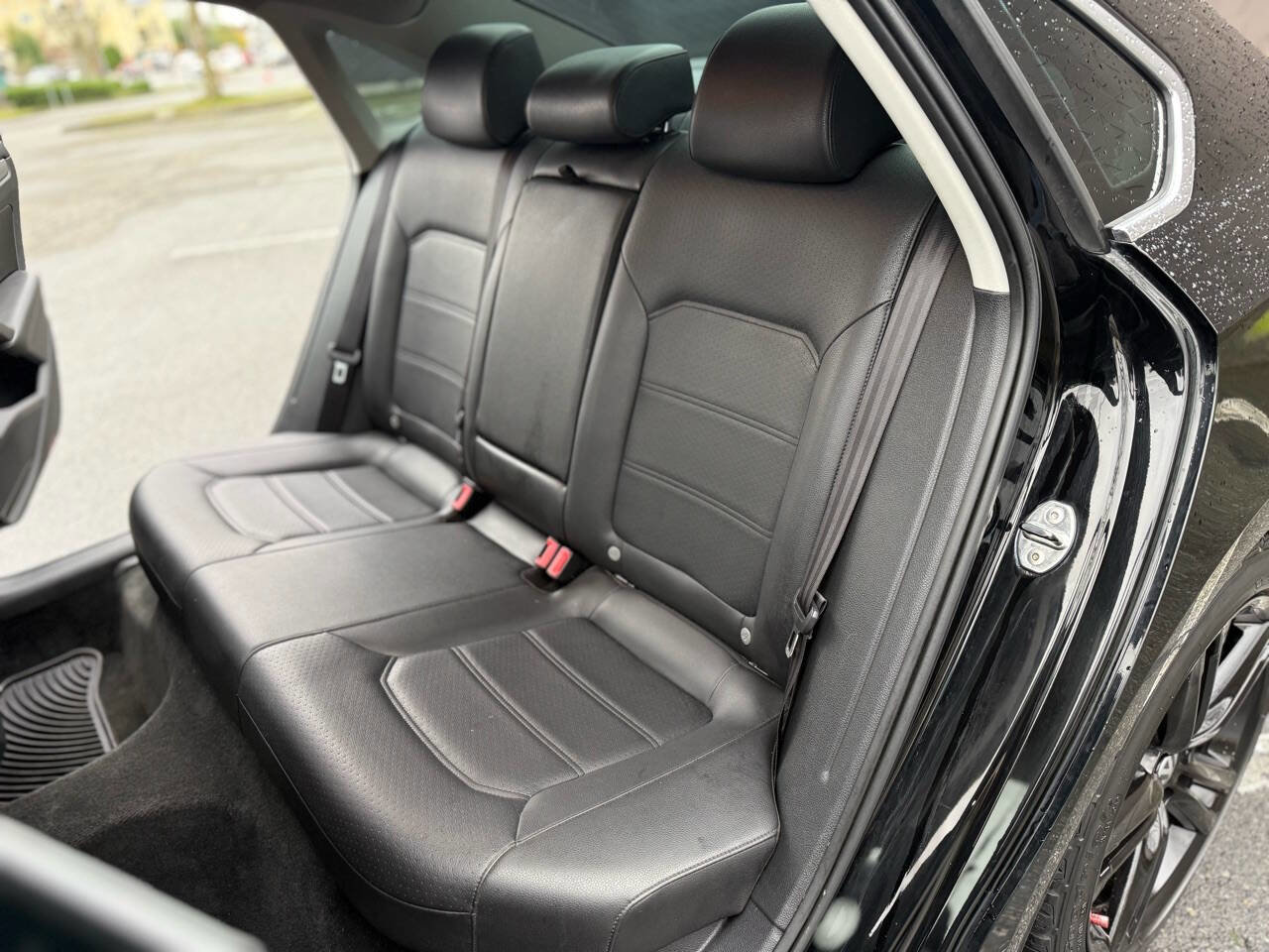 Used 2014 Volkswagen Passat TDI SE image 18