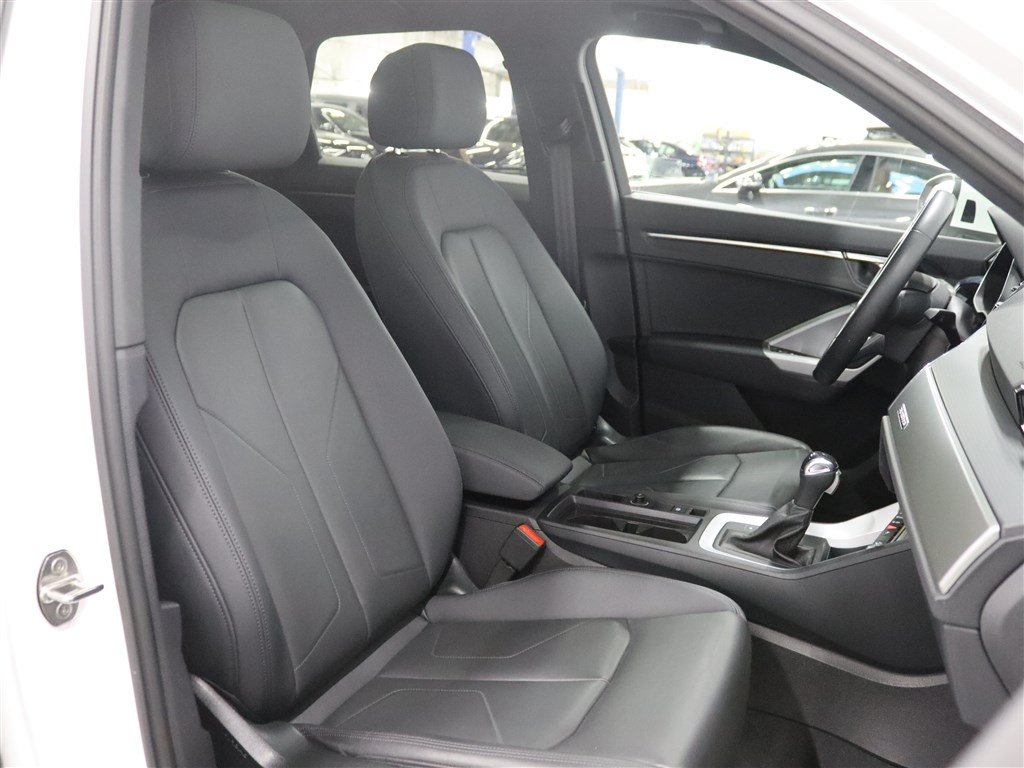 Used 2023 Audi Q3 2.0T Premium AWD/4WD image 25