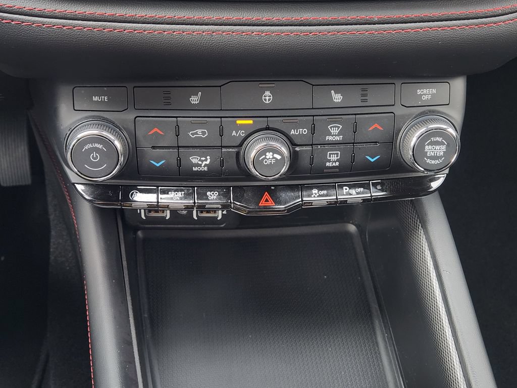 Used 2025 Dodge Durango GT RWD image 14