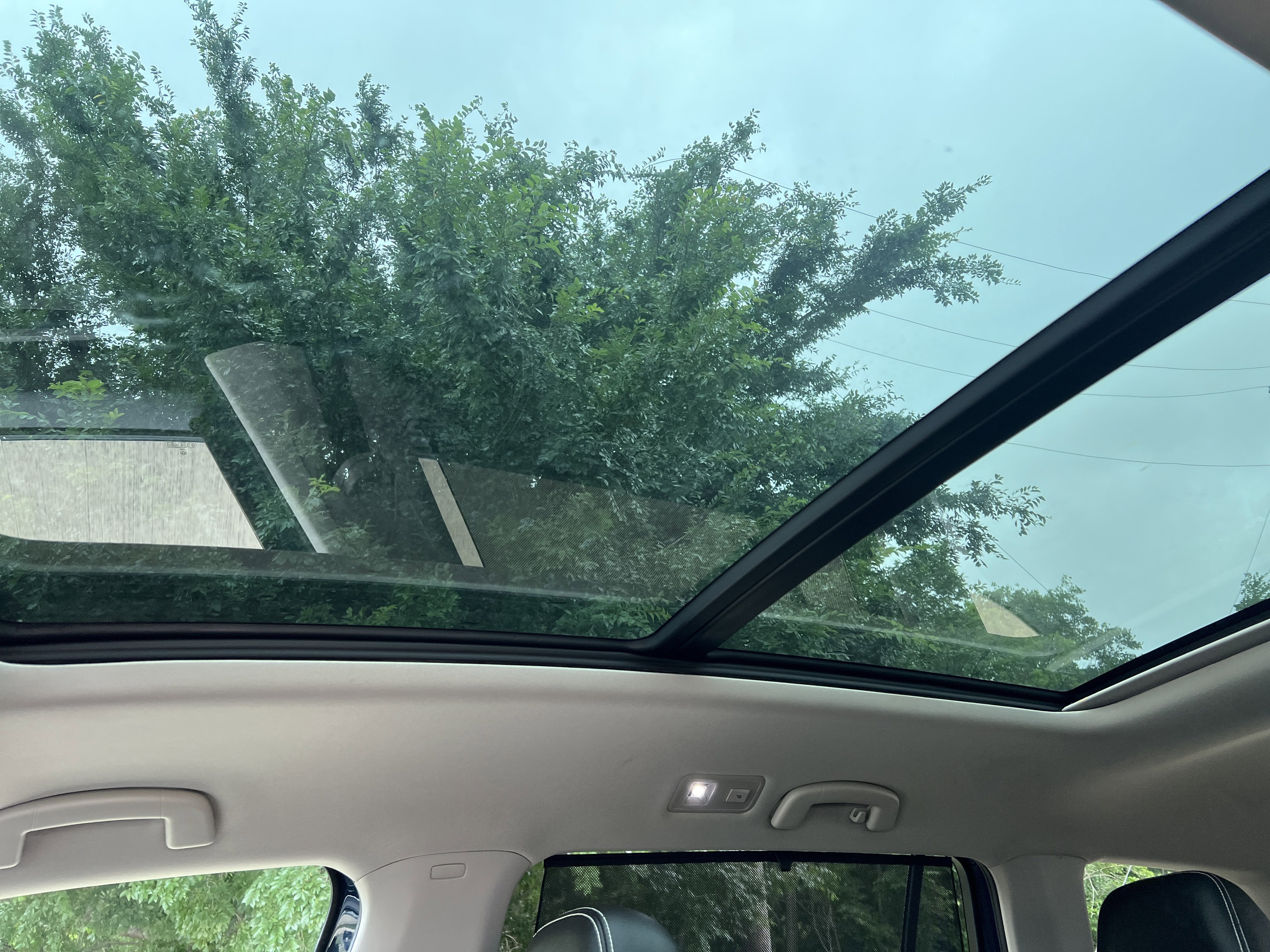 Certified 2023 Volkswagen Atlas SE w/ Panoramic Sunroof Package FWD image 25