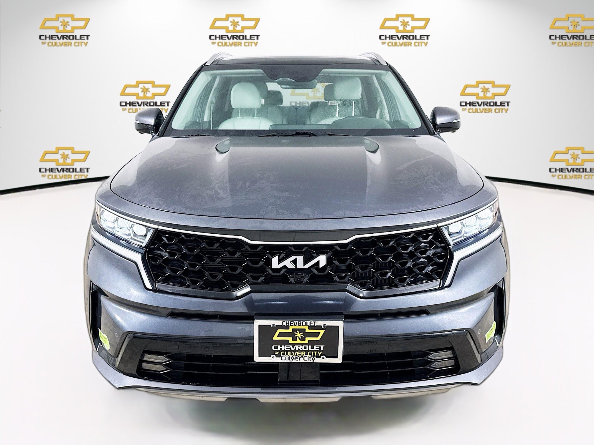 Used 2022 Kia Sorento SX Prestige w/ Panoramic Sunroof Package image 2