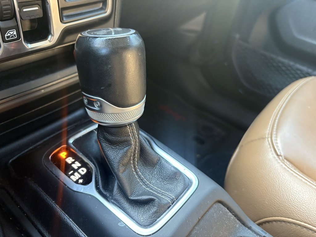 Used 2021 Jeep Wrangler Unlimited Sahara image 29