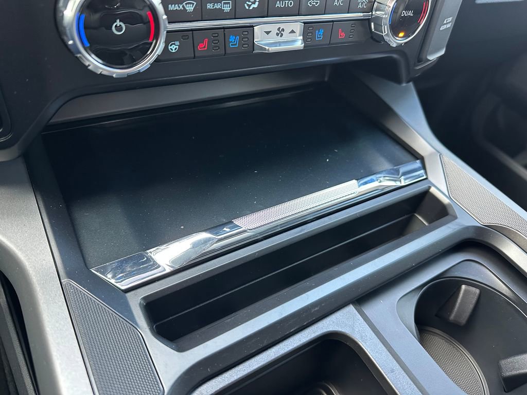 New 2026 Ford F250 Lariat w/ Black Appearance Package image 68