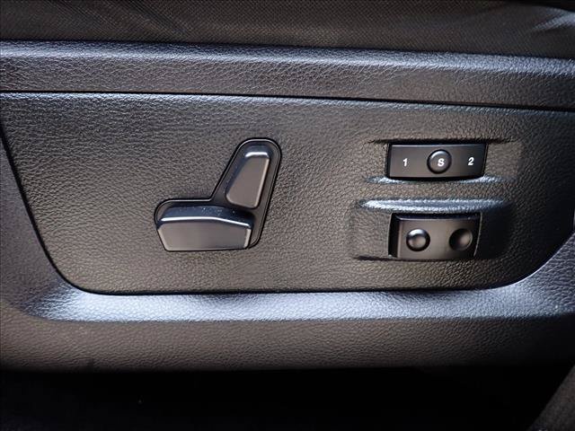 Used 2014 RAM 1500 Laramie w/ Convenience Group AWD/4WD image 14