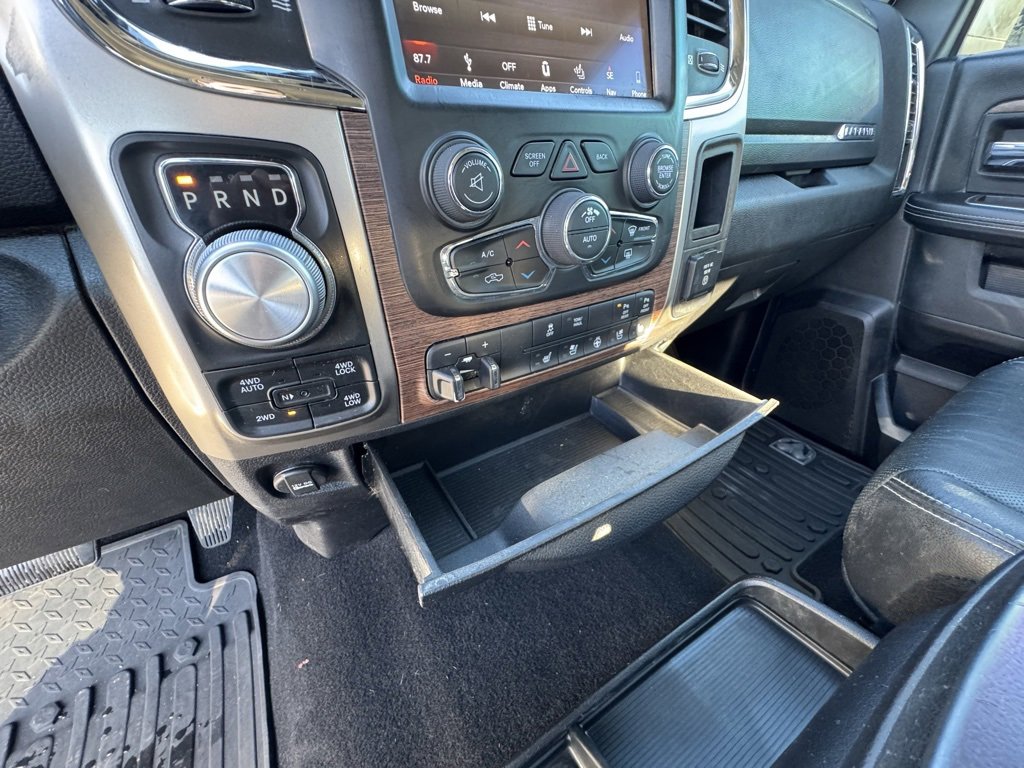 Used 2018 RAM 1500 Laramie image 25