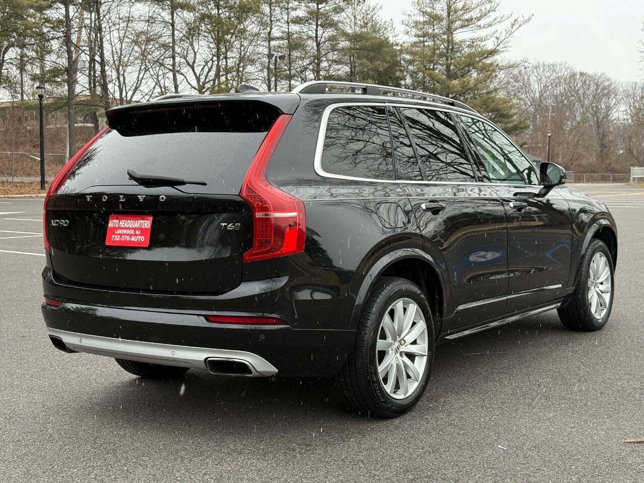 Used 2016 Volvo XC90 T6 Momentum w/ Momentum Plus Package AWD/4WD image 5
