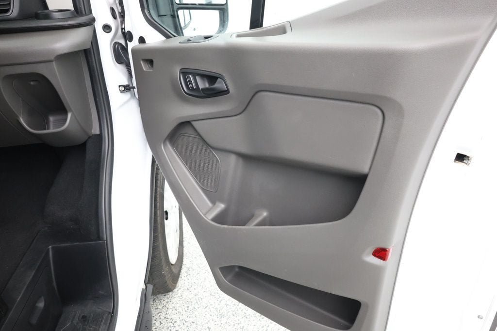 Used 2023 Ford Transit 350 XLT RWD image 23