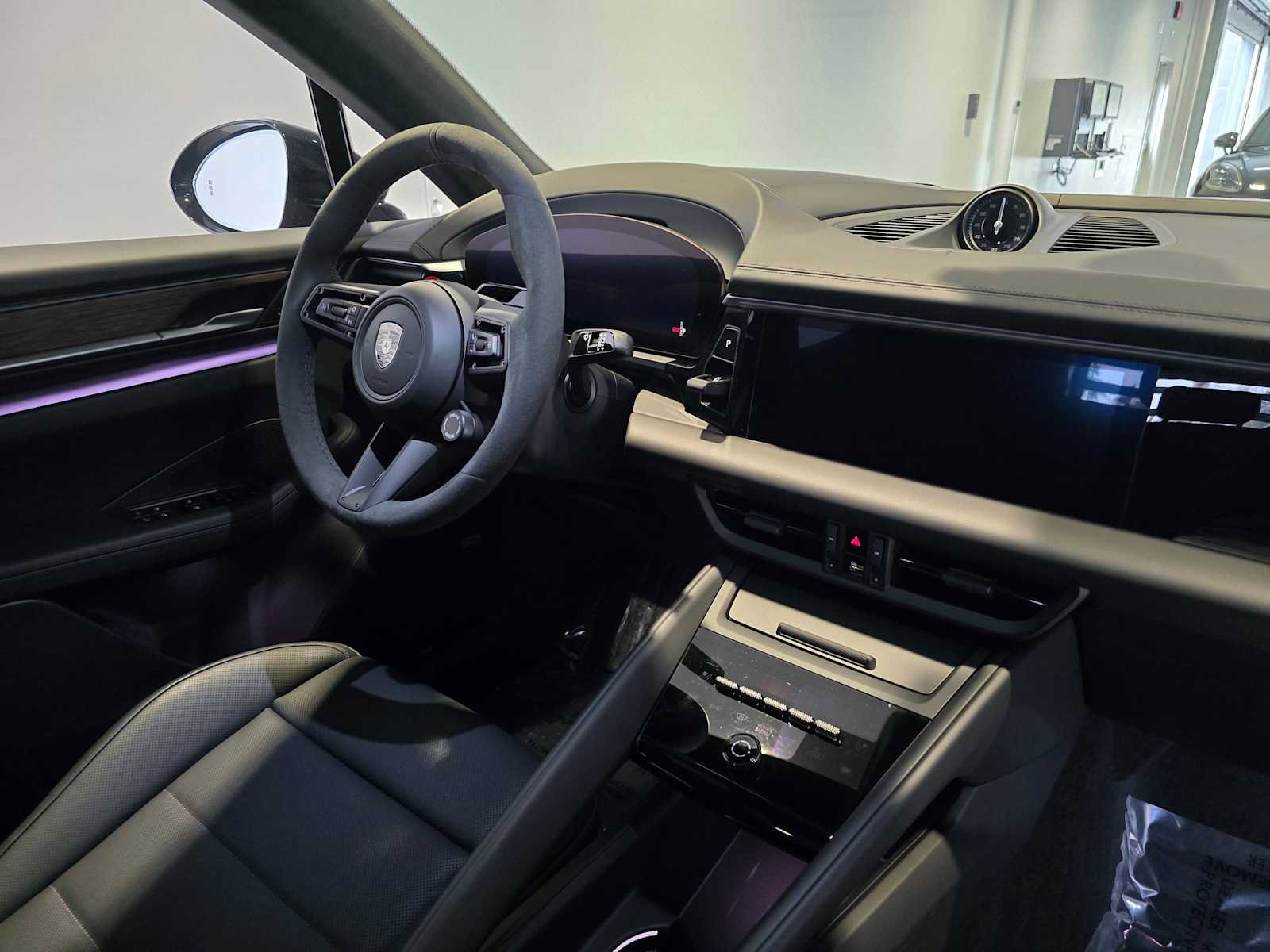 New 2026 Porsche Macan Turbo Electric AWD/4WD image 12