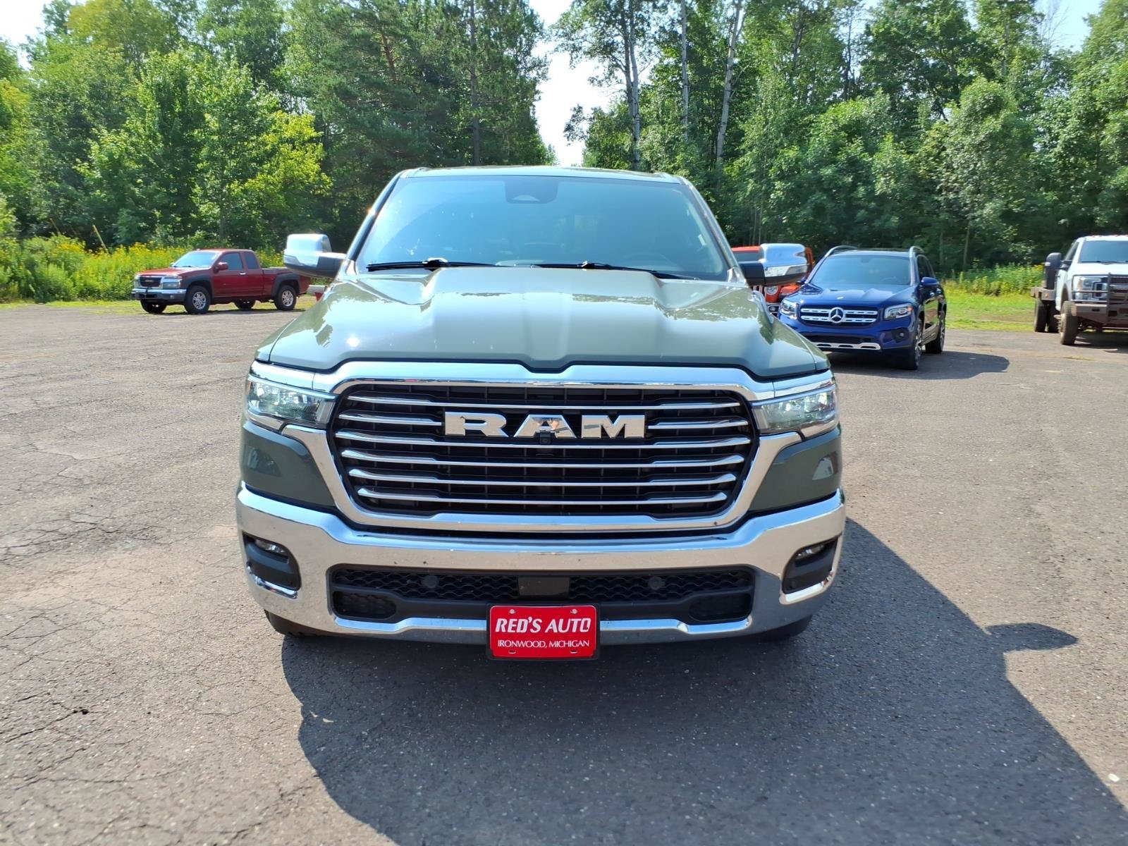 Used 2026 RAM 1500 Laramie AWD/4WD image 9