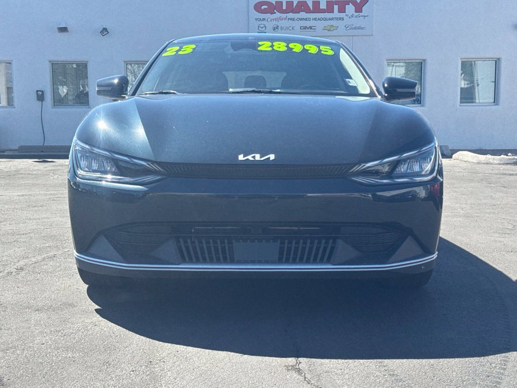Used 2023 Kia EV6 Light RWD image 3