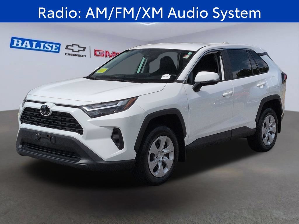 Used 2024 Toyota RAV4 LE AWD/4WD image 8