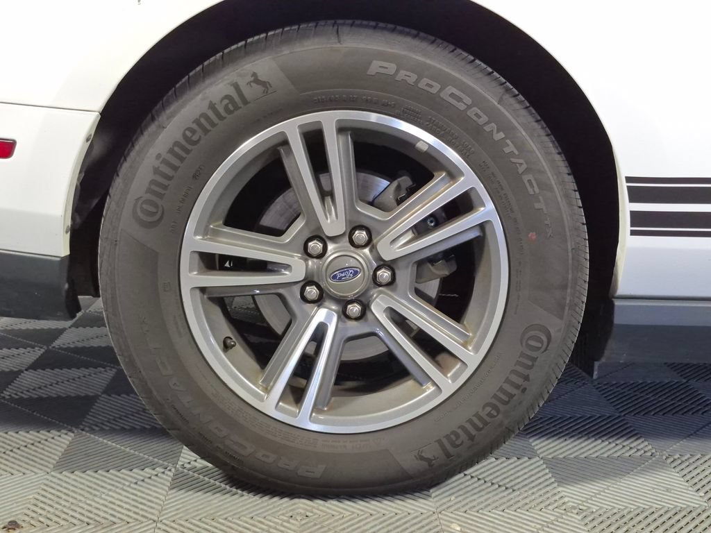 Used 2012 Ford Mustang Premium RWD image 26
