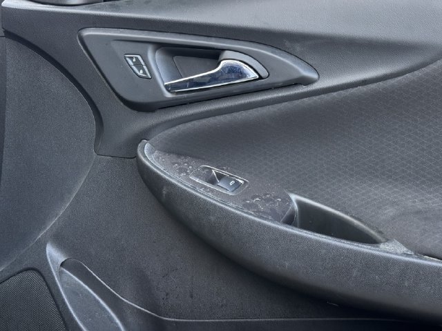 Used 2022 Chevrolet Malibu LT FWD image 27
