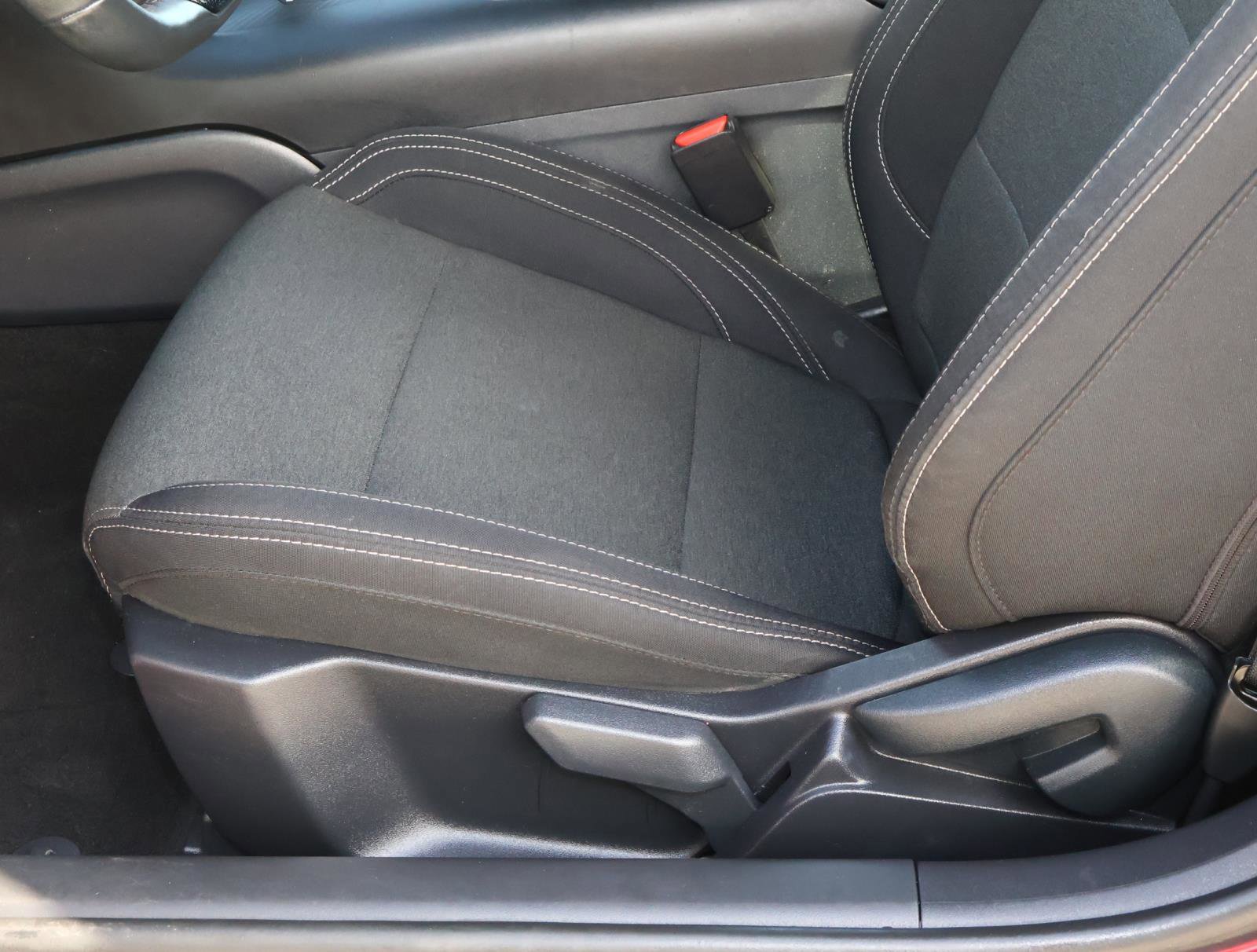 Used 2025 Ford Mustang EcoBoost image 11