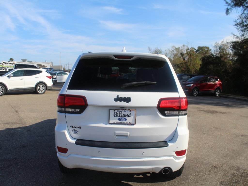 Used 2019 Jeep Grand Cherokee Altitude image 10