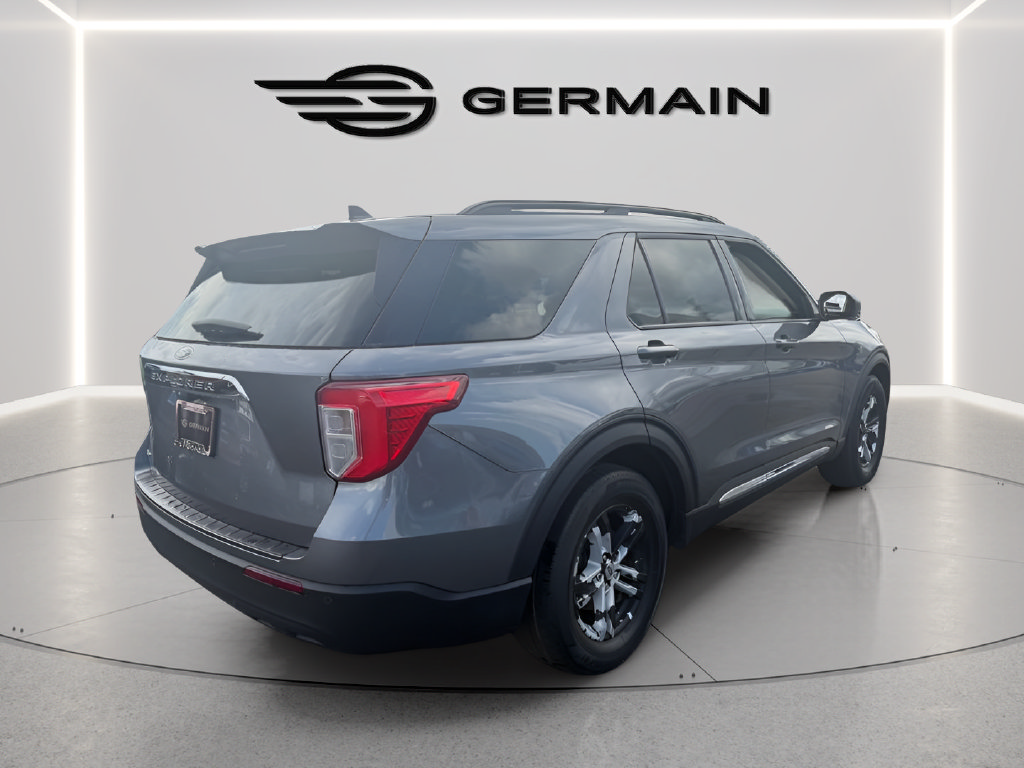 Used 2023 Ford Explorer XLT RWD image 7
