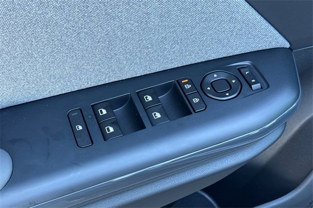 New 2025 Kia K4 EX image 13