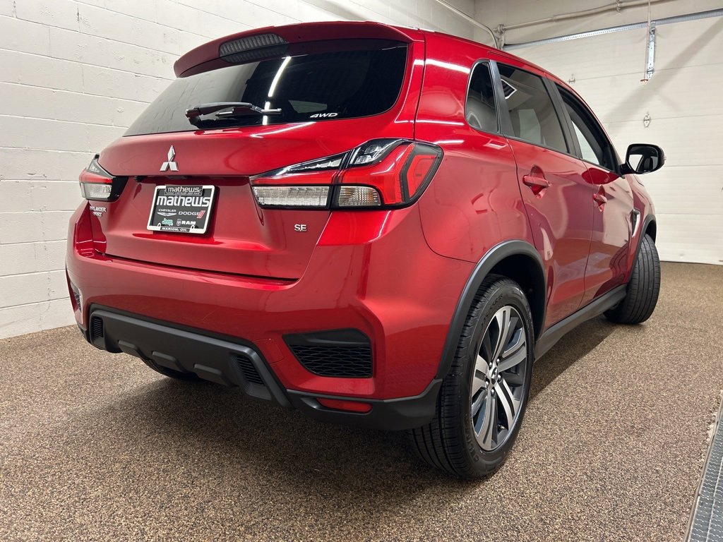 Used 2024 Mitsubishi Outlander Sport SE image 2