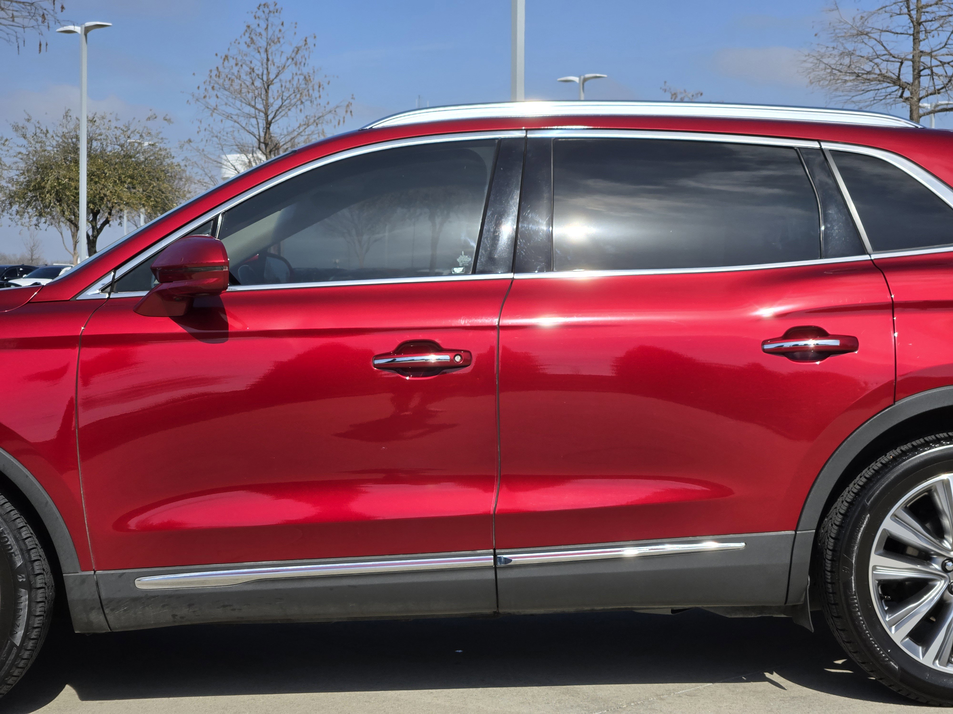 Used 2018 Lincoln MKX Reserve w/ Driver Assistance Package image 12