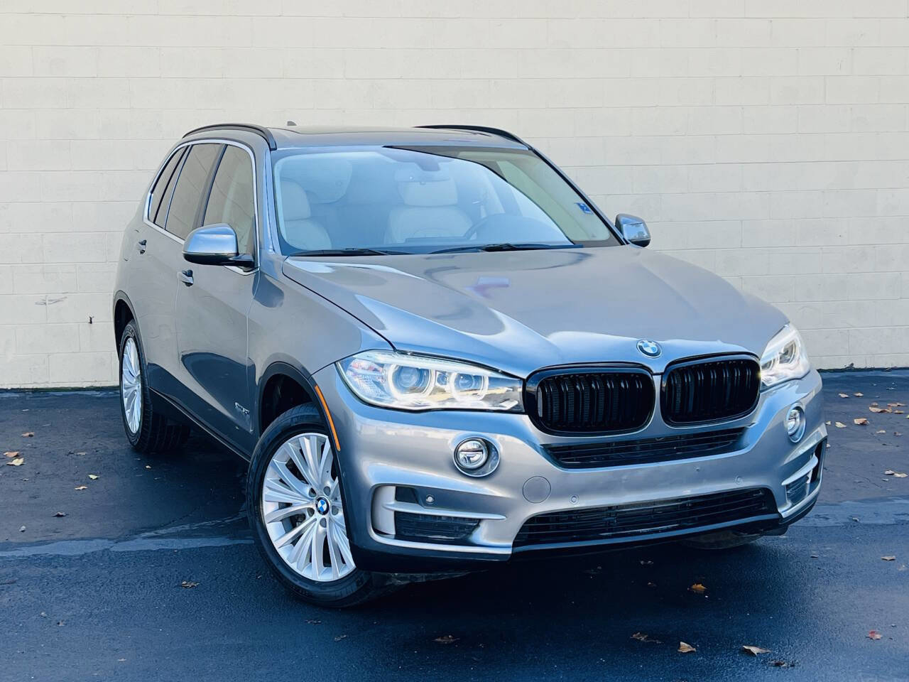 Used 2014 BMW X5 xDrive50i AWD/4WD image 1
