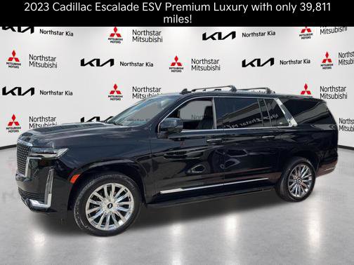 Used 2023 Cadillac Escalade ESV Premium Luxury AWD/4WD image 3