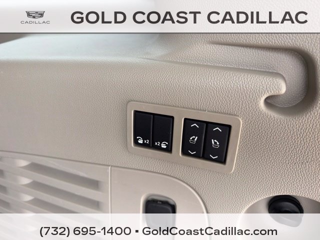 Used 2019 Cadillac Escalade ESV Luxury AWD/4WD image 15