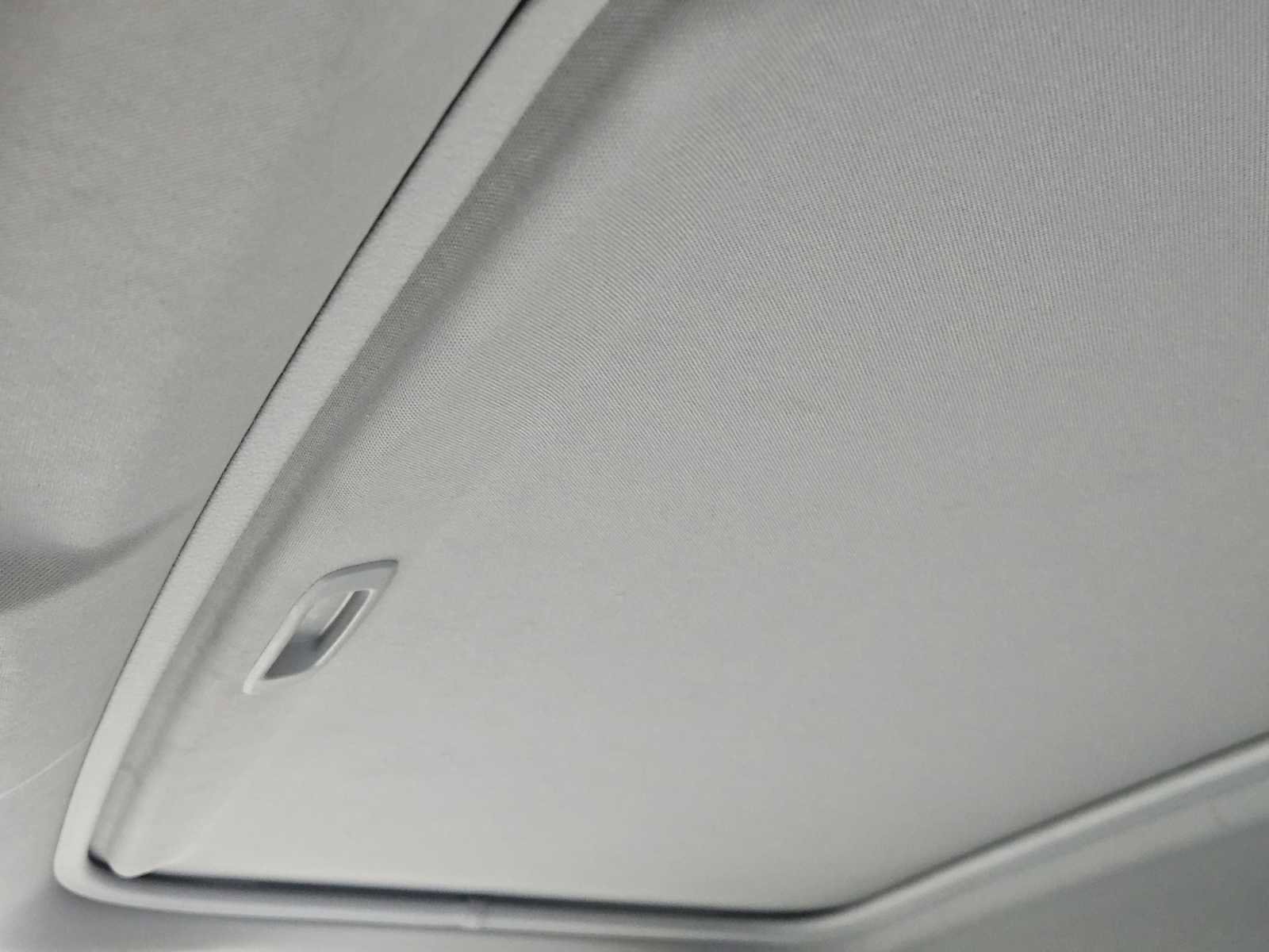 Used 2017 Toyota RAV4 XLE image 25