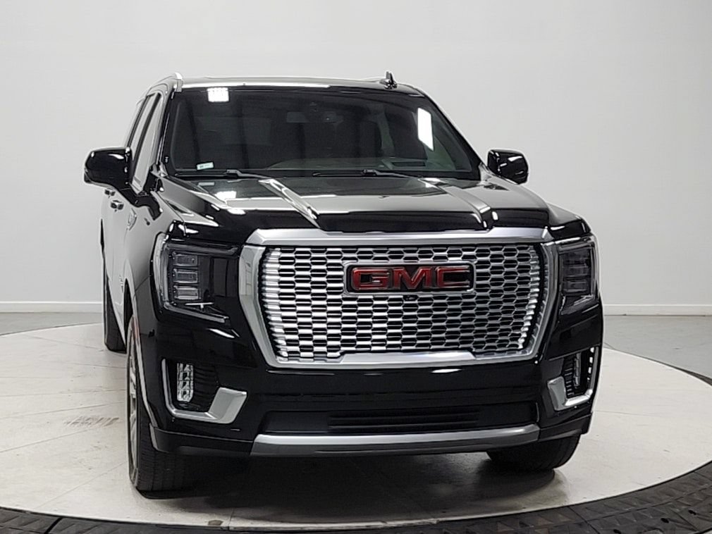 Used 2021 GMC Yukon XL Denali AWD/4WD image 2