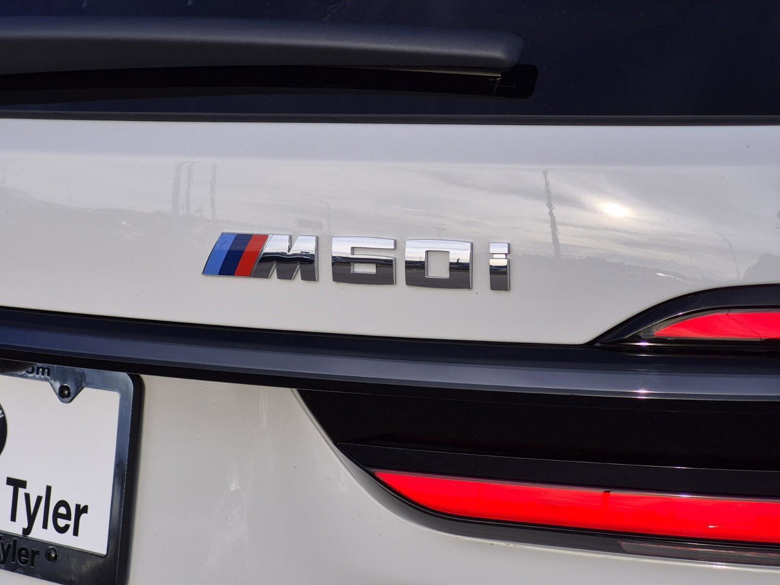 Certified 2025 BMW X7 M60i w/ Climate Comfort Package image 11