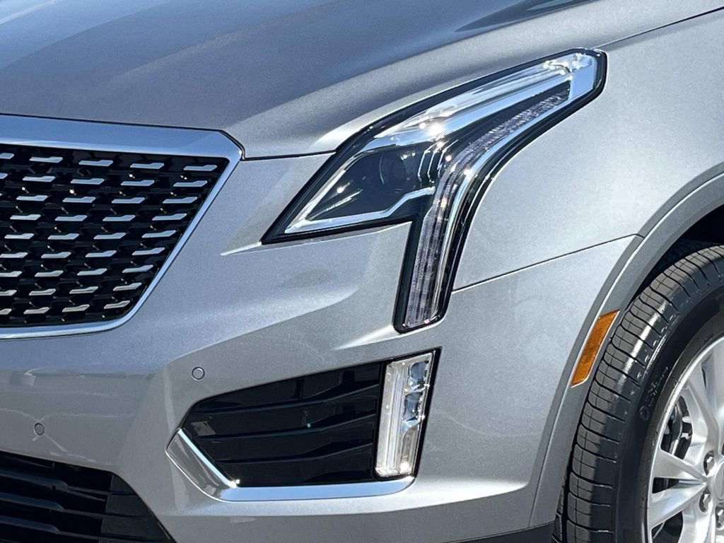 New 2026 Cadillac XT5 Luxury FWD image 9