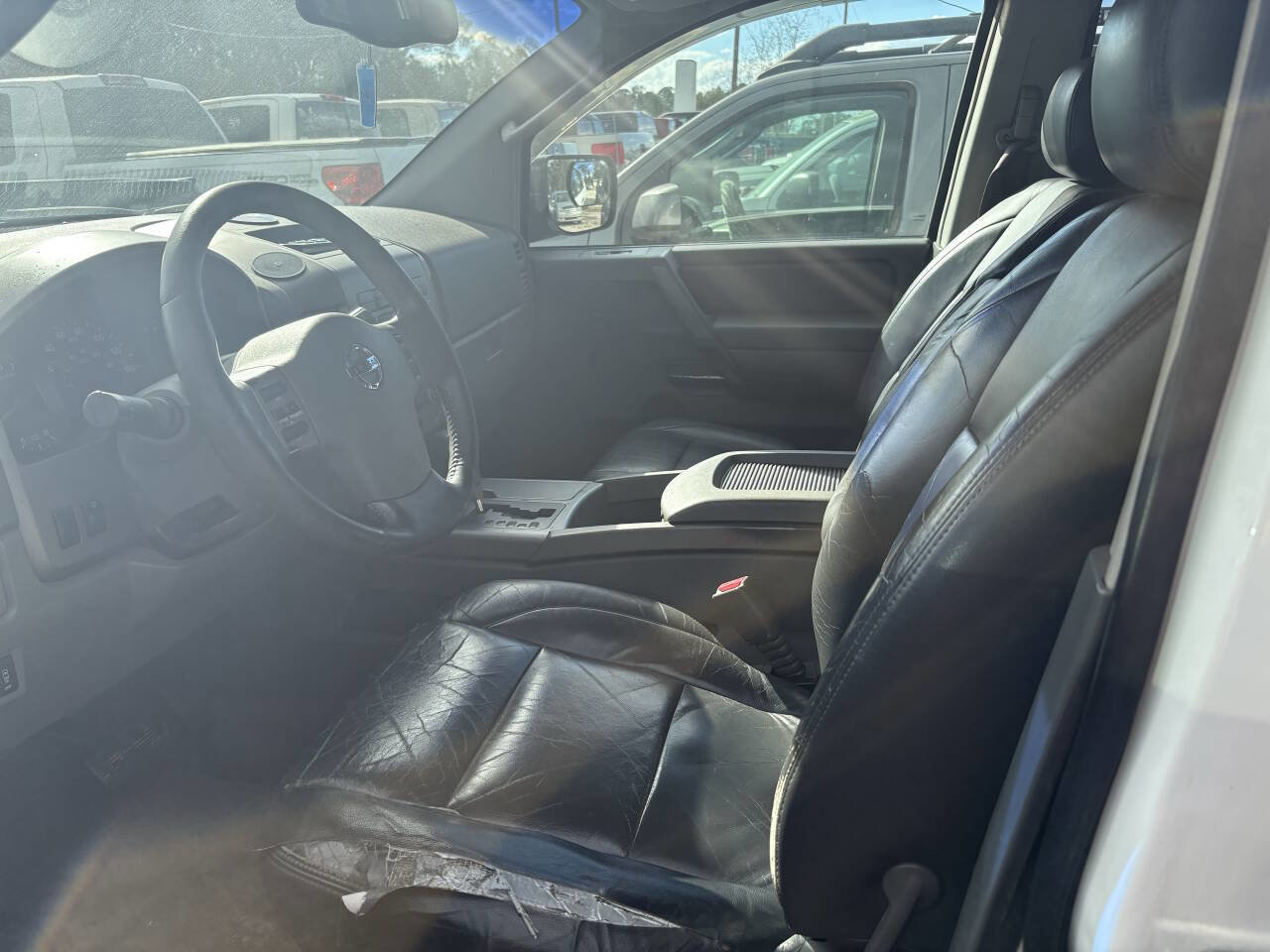 Used 2005 Nissan Armada SE image 12