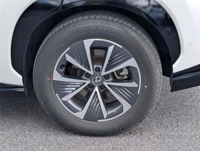 Certified 2023 Lexus RZ 450e Premium w/ Technology Package image 10