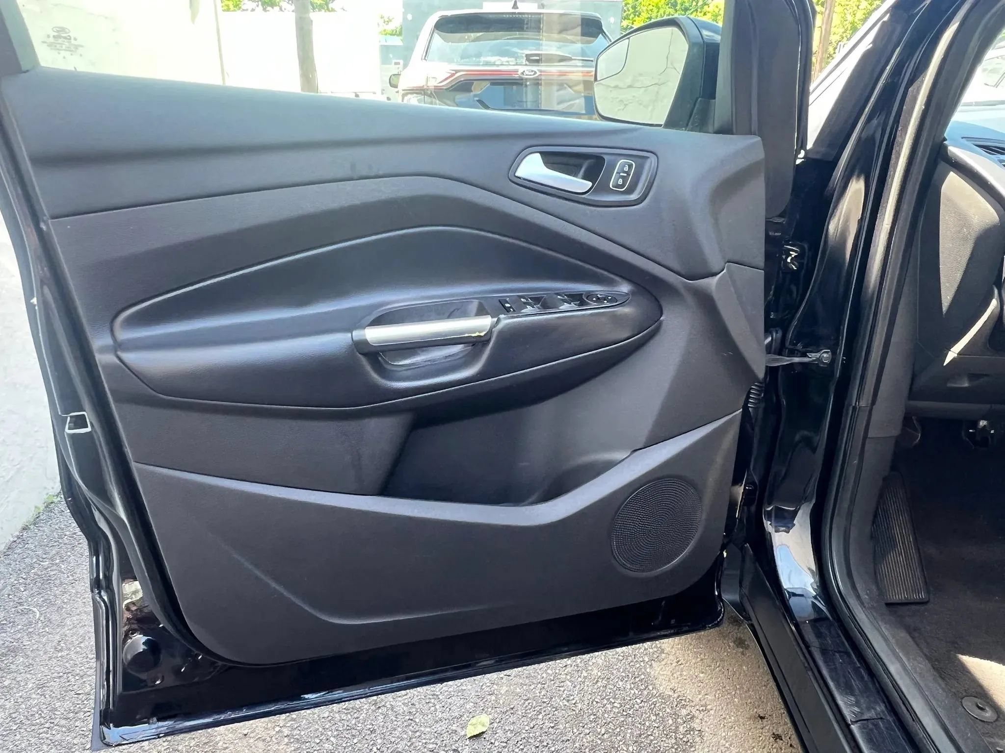 Used 2019 Ford Escape SE AWD/4WD image 11