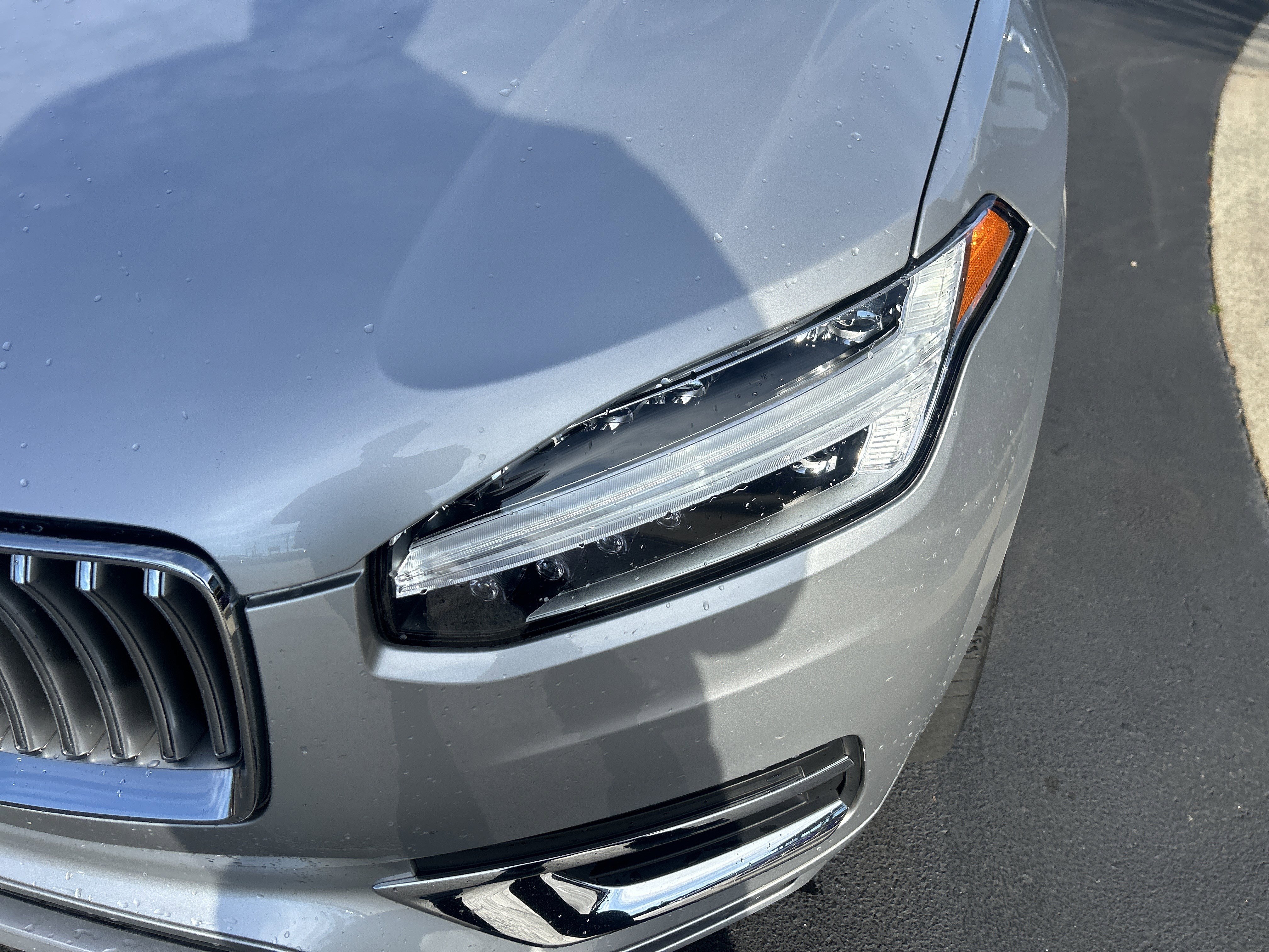 Used 2022 Volvo XC90 T8 Inscription w/ Advanced Package image 6