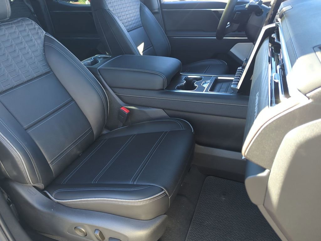 New 2024 GMC Sierra EV Denali image 27