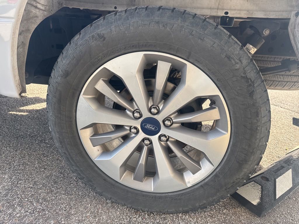 Used 2017 Ford F150 XL w/ Equipment Group 101A Mid image 8